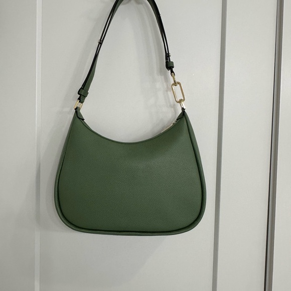 Chic Olive Woven Shoulder Bag - Picture 8 of 12